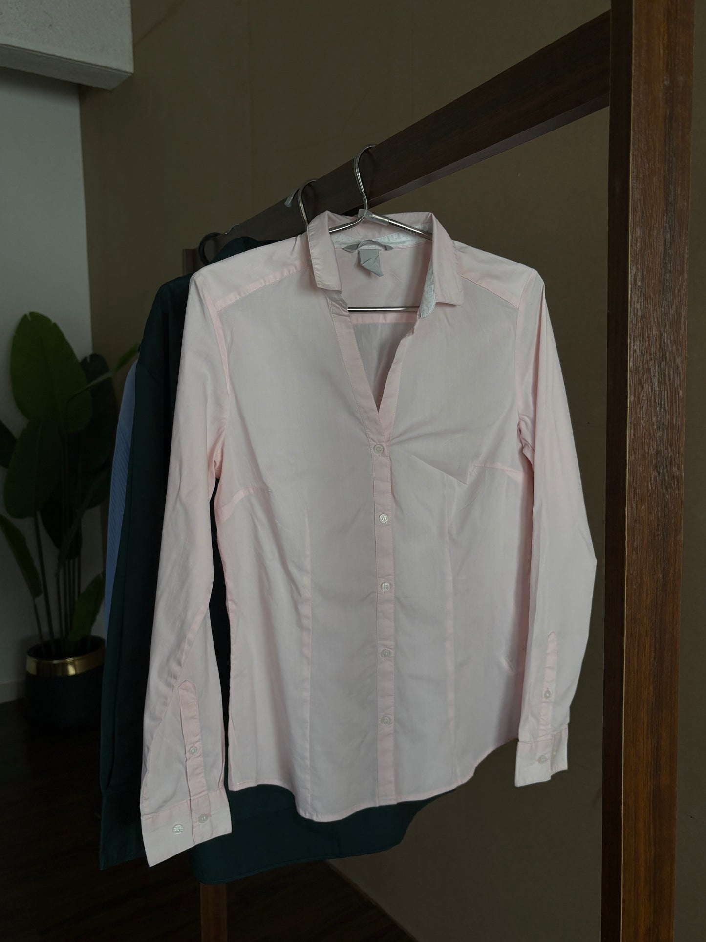 H&M (pink)