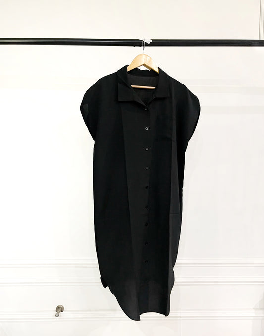 Black buttons