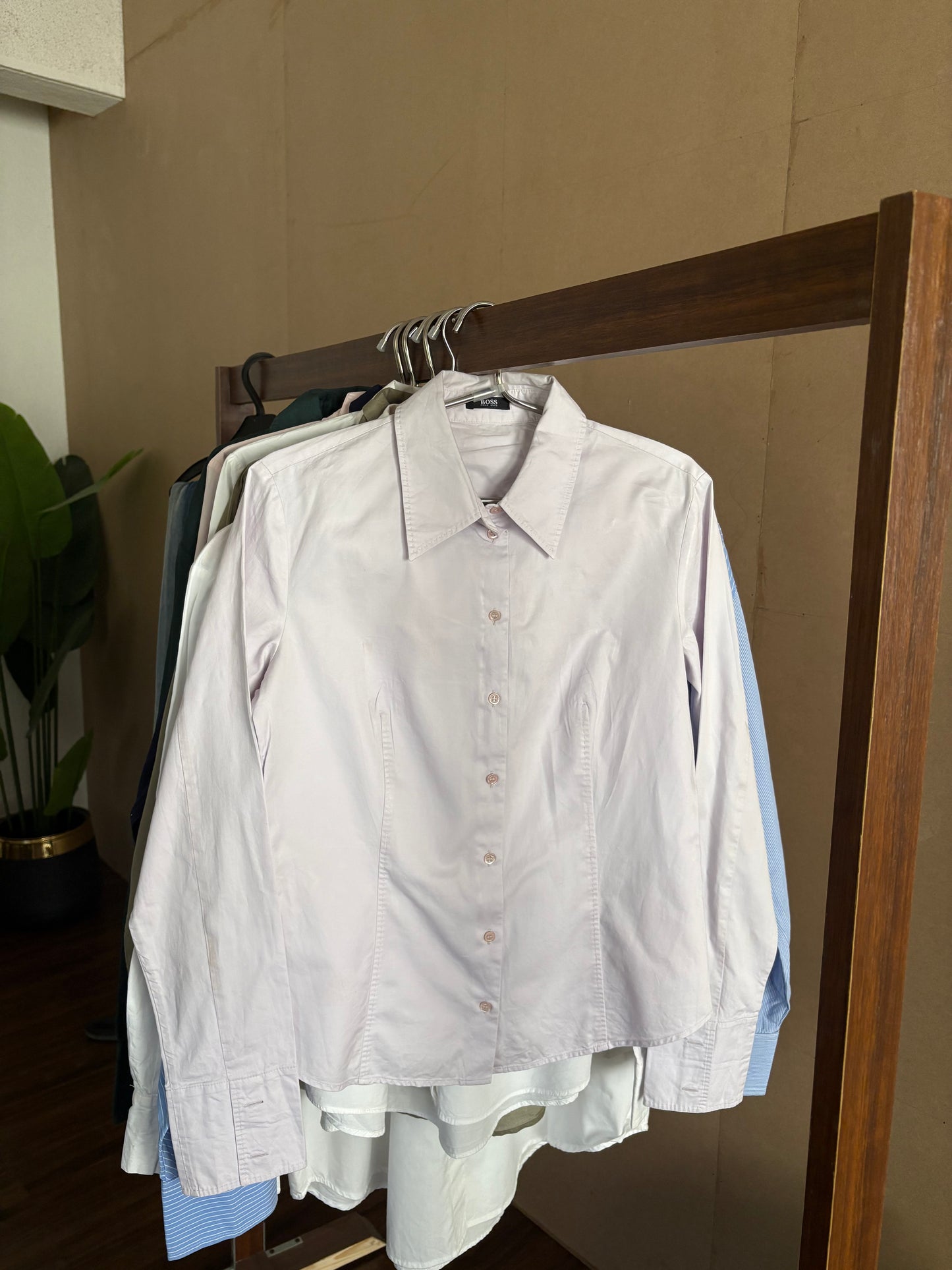 Hugo BOSS (light purple)