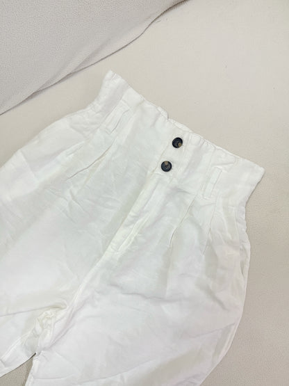 White high waist trousers