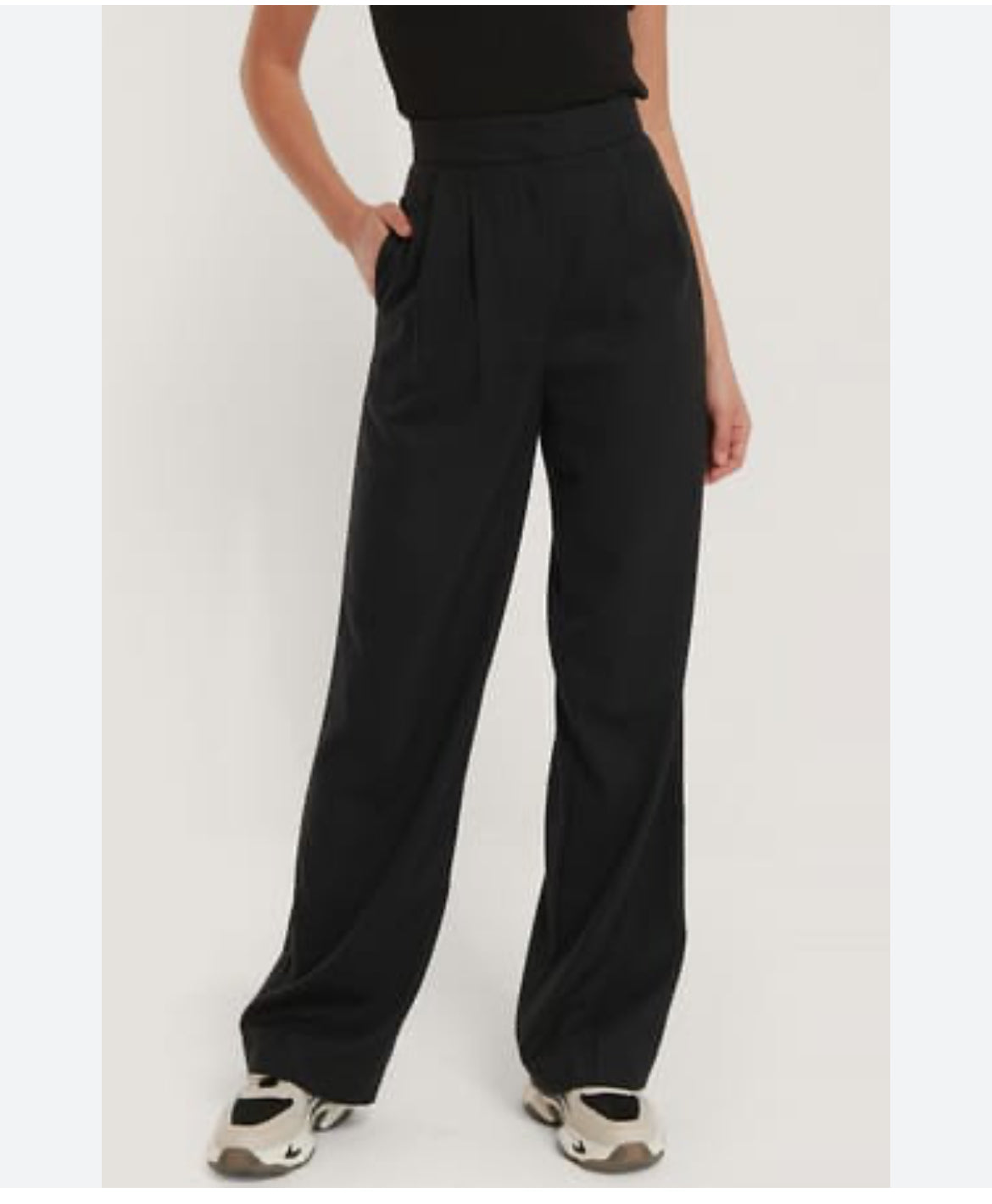Black high waist
